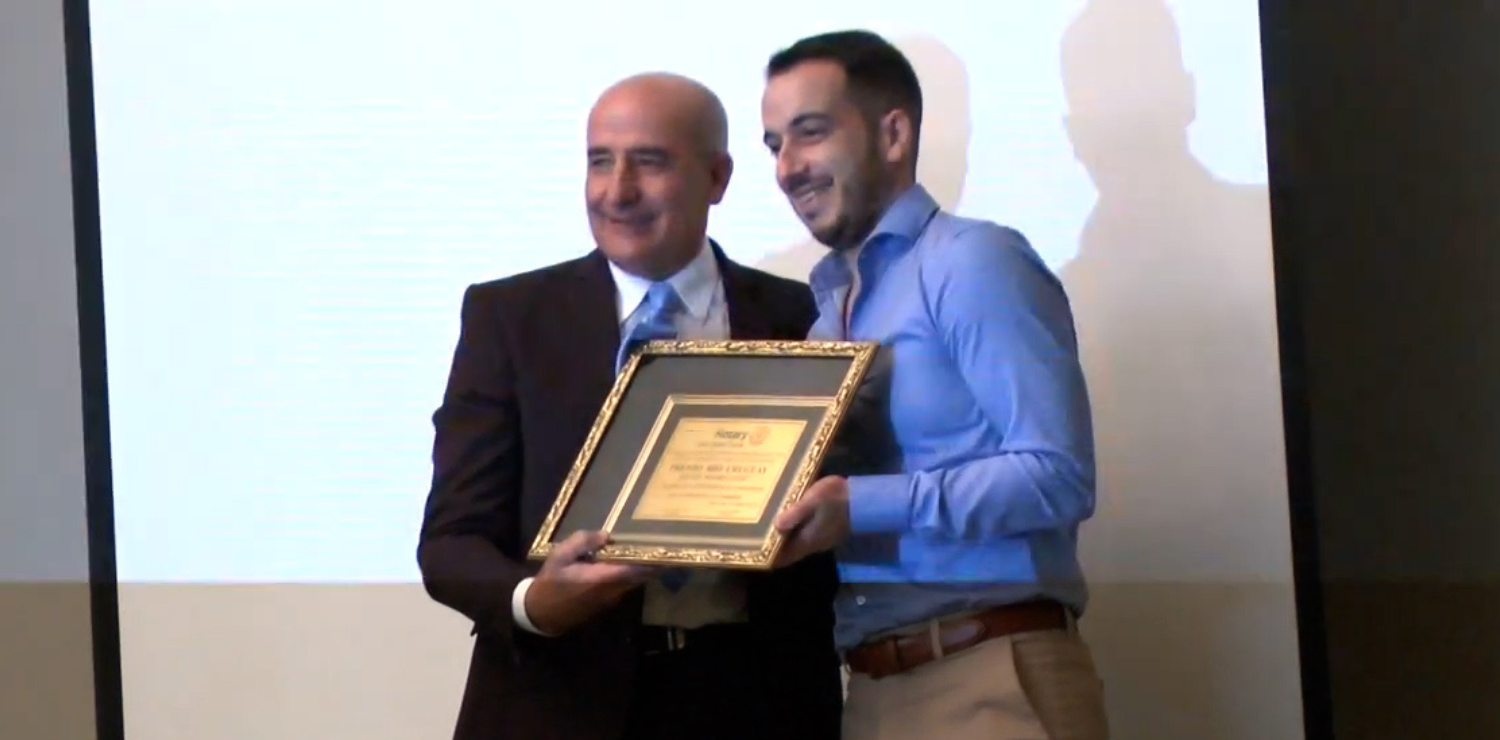 El Vicedecano General de la Fundación Barceló Sede Santo Tomé, Dr. Adolfo Schneider, fue premiado por su trayectoria por el Rotary Club