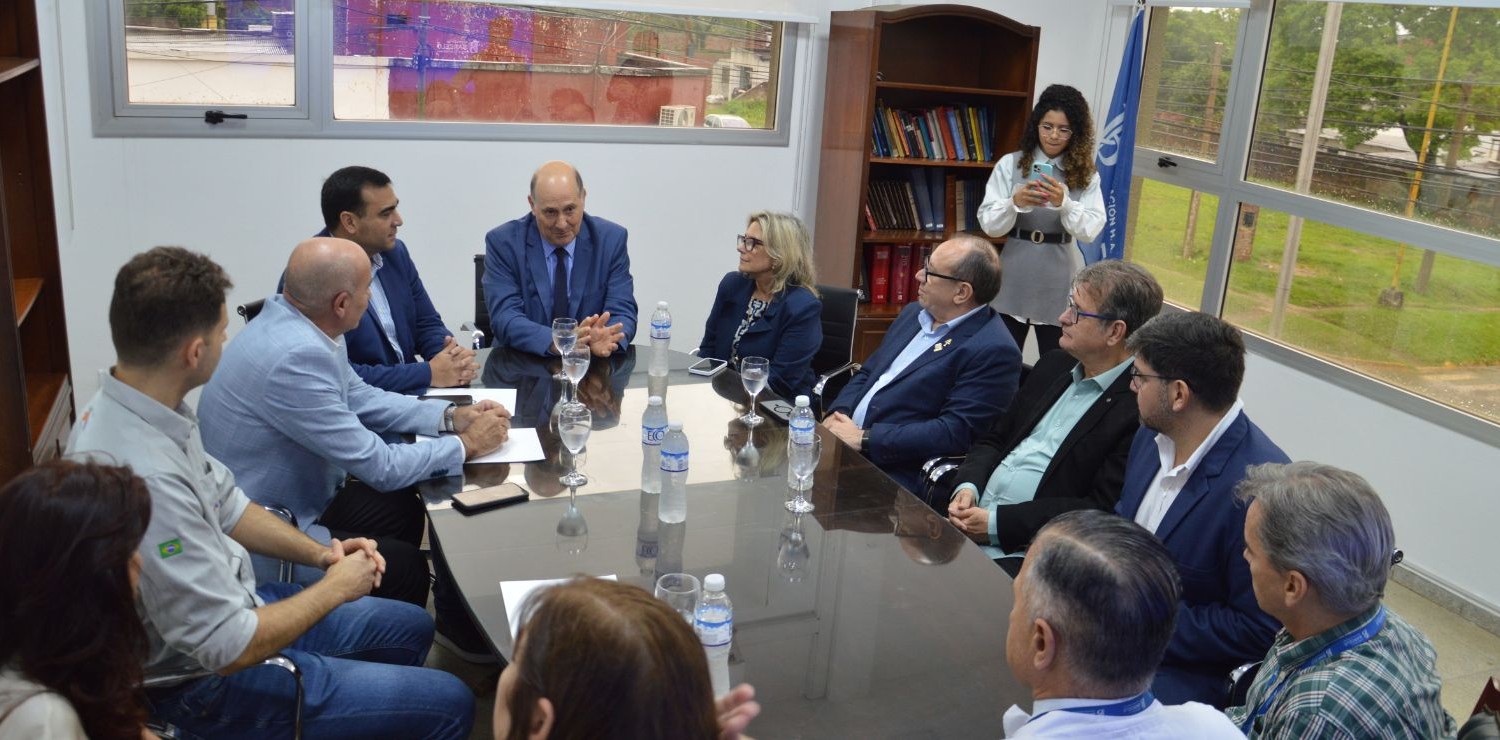 Visita protocolar del Embajador argentino en Brasil a la sede Santo Tomé de la Fundación Barceló