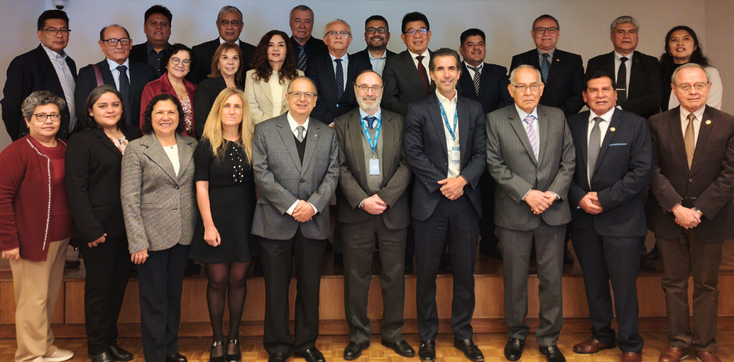 La Fundación Barceló recibió a la delegación de autoridades médicas de Perú